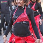Défilé, déambulation, groupe de CARNAVAL, Antillais-Caribbéen, percussions, danseuses